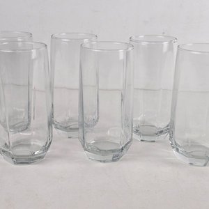 Juego de 6 Vasos Altos de Vidrio Transparente con Diseño Facetado - imagen 2