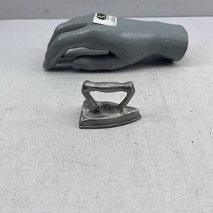 Antigua Plancha de Aluminio para Puños y Cuellos - imagen 3