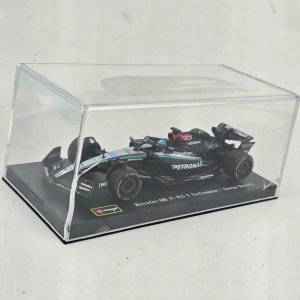 Réplica Burago Mercedes AMG W15 George Russell 1:43 con Piloto - imagen 7
