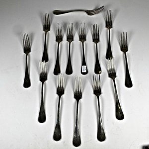 Catorce Tenedores de Comida Christofle Metal Plateado - imagen 1