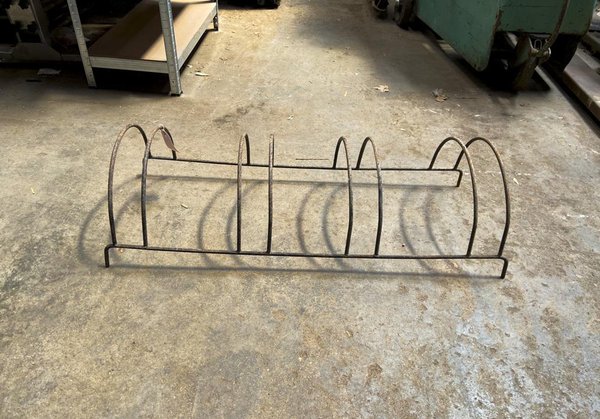 Bicicletero de Hierro Negro para Exterior - imagen 1