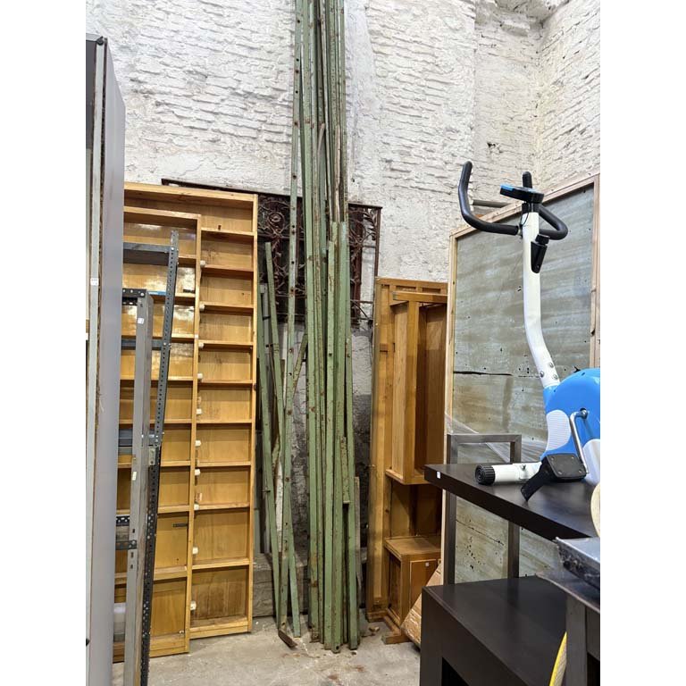 Item 2109570 - Image 1