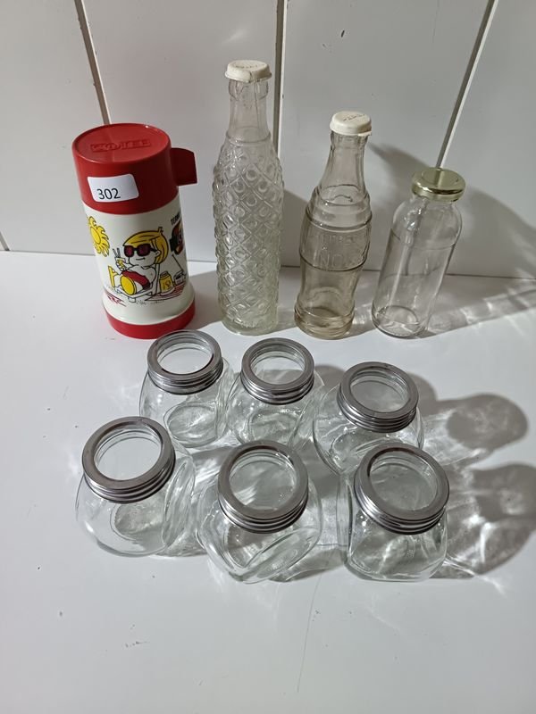 Termo COTE, Botellas de Vidrio y Set de 6 Frascos
