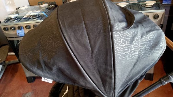 Silla de auto para bebés con base de coche y manual de instrucciones - imagen 2