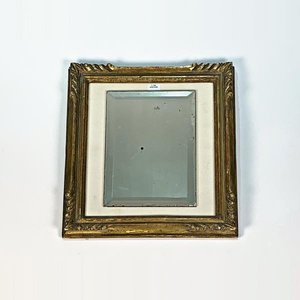 Espejo Rectangular Biselado con Marco Dorado y Manchas - imagen 1