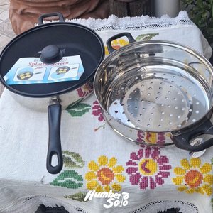 Lote siguiente: Lote 82 Sarten con colador y rejilla para evitar salte aceite