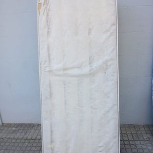 Lote siguiente: 2 Box de 1 Plaza y Colchón