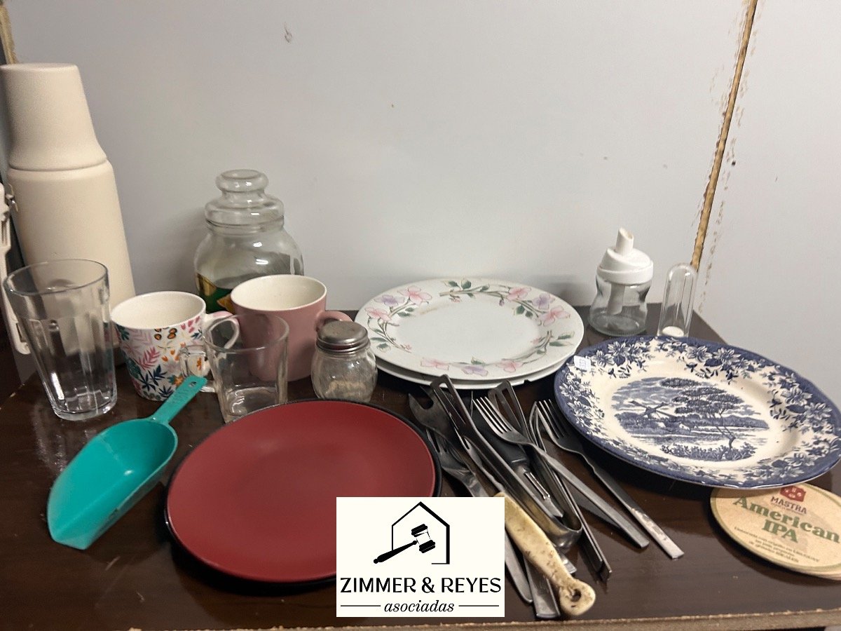 Lote de Vajilla y Utensilios de Cocina Varios