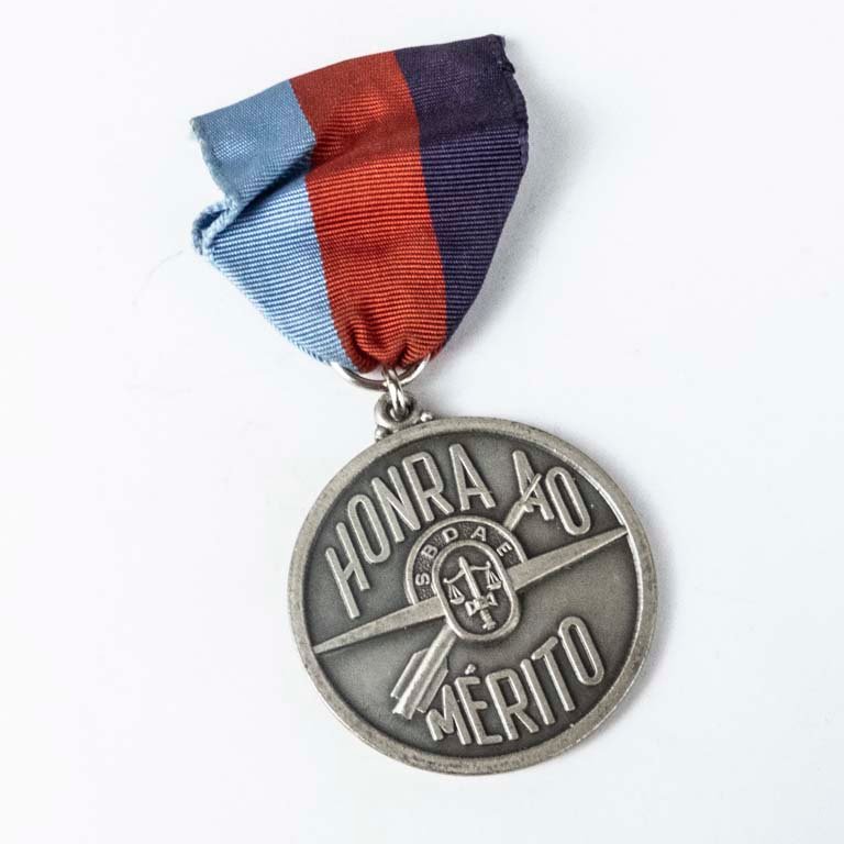 Item 2107914 - Image 0