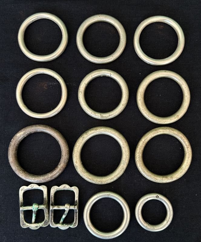 Colección de argollas y hebillas en buen estado - imagen 6