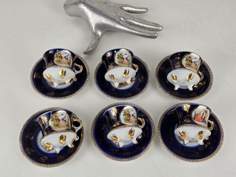Juego de 6 Tazas de Té o Café con Diseño Romántico y Bordes Dorados