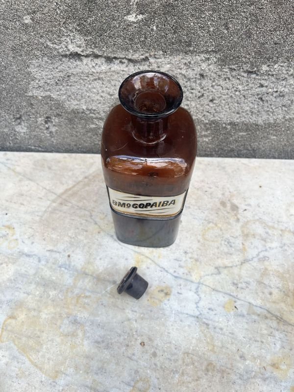 Frasco de farmacia 'bmocopaiba' - Botella de vidrio con etiqueta y tapa - imagen 4