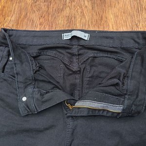 Lote de Ropa de Dama: Jeans, Remeras, Musculosas y Más - imagen 9