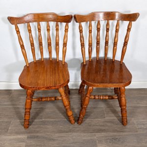 Par de Sillas Estilo Windsor de Madera - imagen 1
