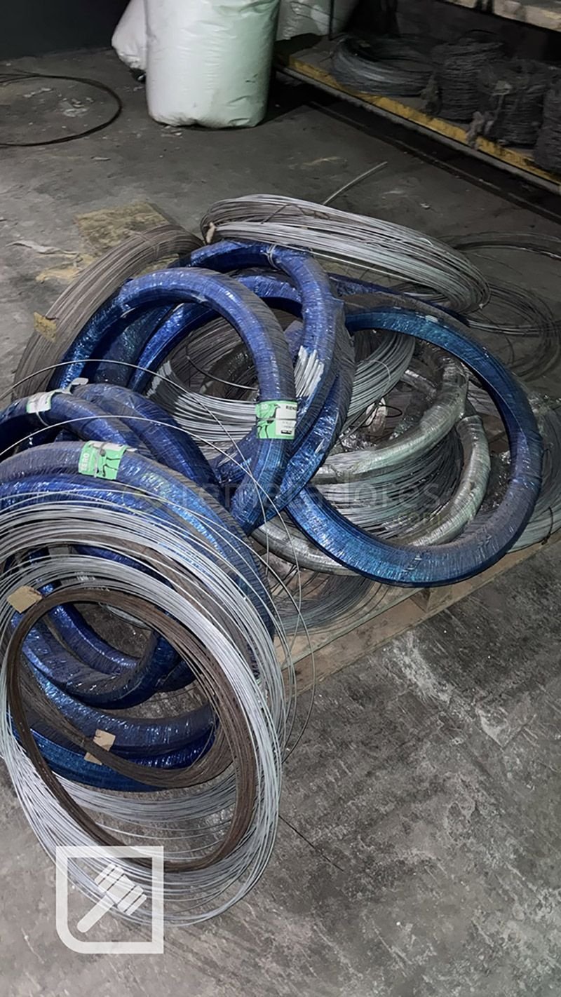 Rollos de Alambre Metálico Varios