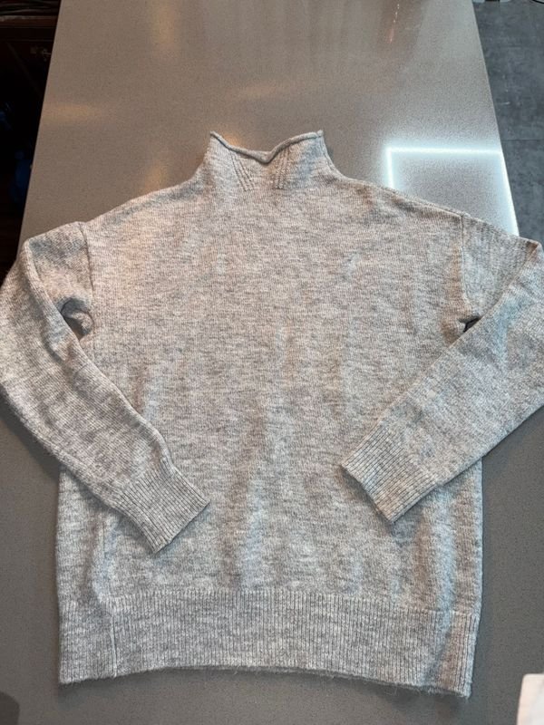 Buzo Polera Gris Talle M
