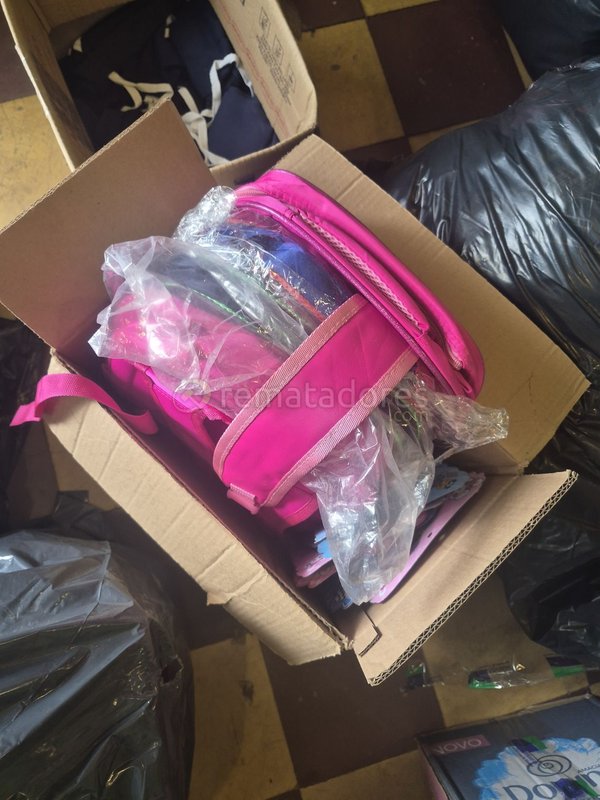 Bolso Rosa Infantil con Estampado de Personajes