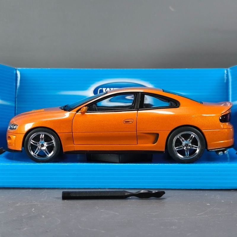 Modelo de coche de Pontiac GTO en escala 1/24, edición limitada de metal - imagen 3