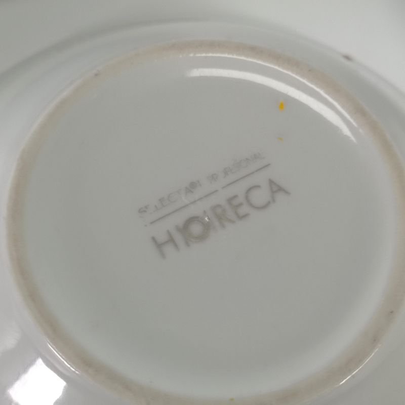 Platos y tazones de porcelana en buen estado - imagen 4