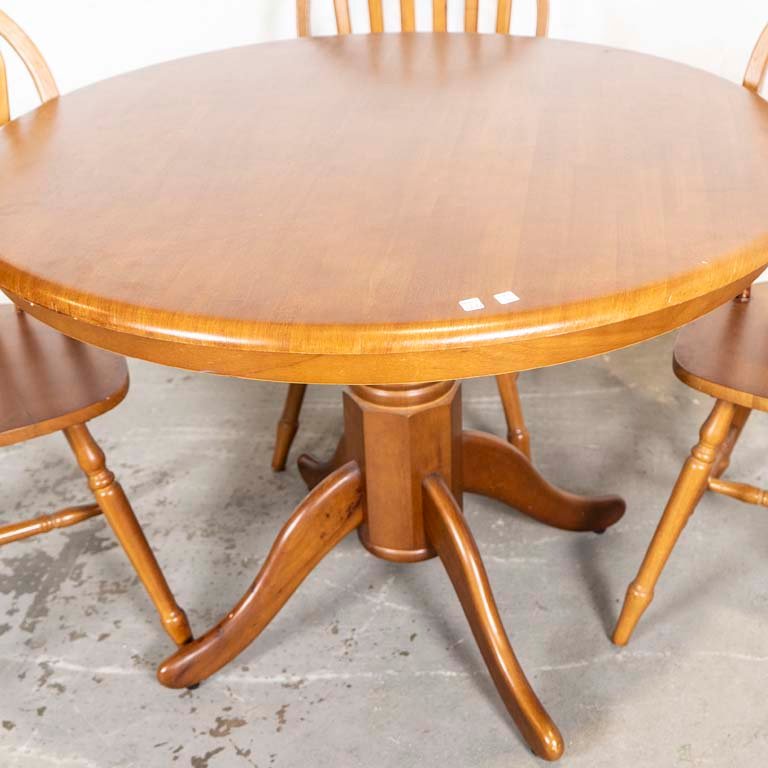 Mesa de comedor y sillas Windsor estilo - imagen 2