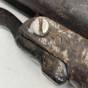 Pistolón Antiguo Doble Caño Siglo XIX con Mecanismo Funcional - imagen 5