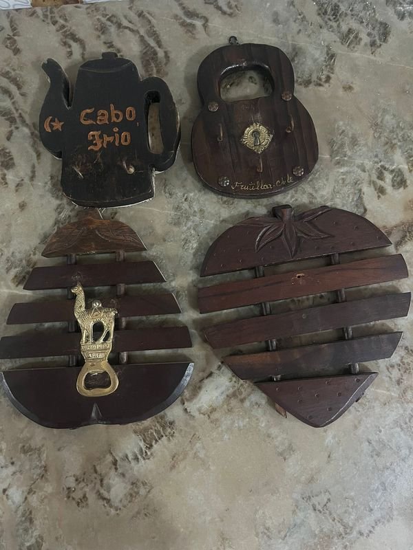 Lote siguiente: Posafuentes madera para cocina