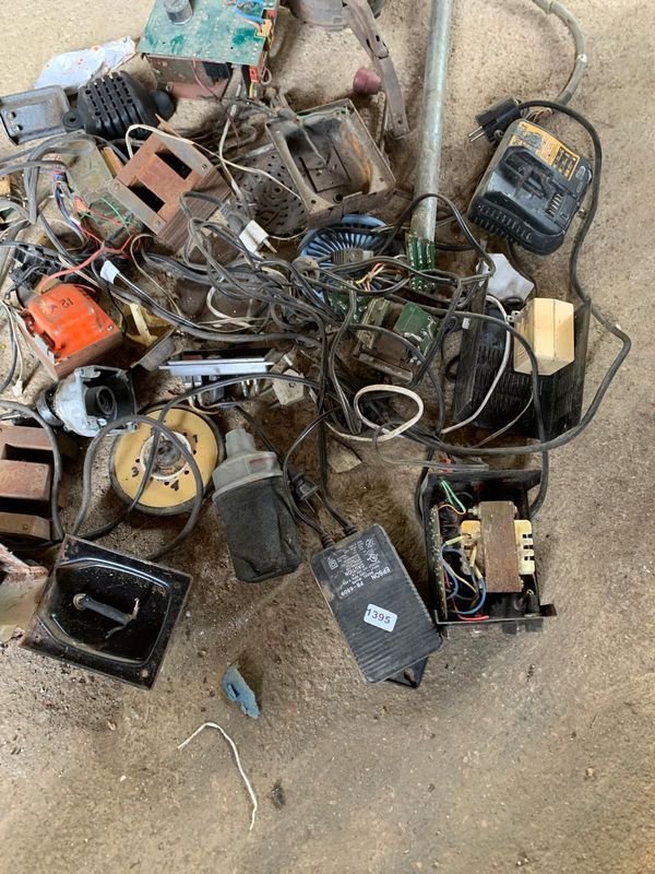 Gran Lote de Repuestos Electrónicos y Mecánicos - imagen 6