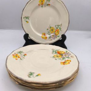 ¡Botín de Oro! Cristalería, Porcelana, Militaria y Más - ¡Oferta tu precio!