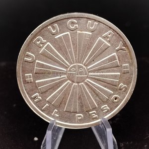 Lote anterior: Moneda Antigua de Uruguay - Mil Pesos