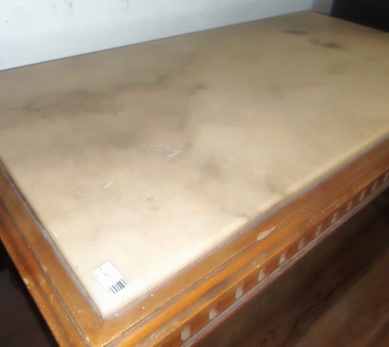 Mesa ratona de tapa de mármol estilo Luis XVI - imagen 3
