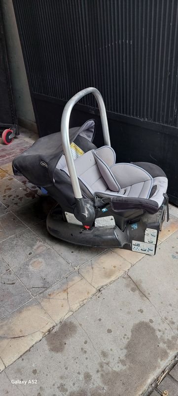 Lote siguiente: Asiento de seguridad para niños en buen estado