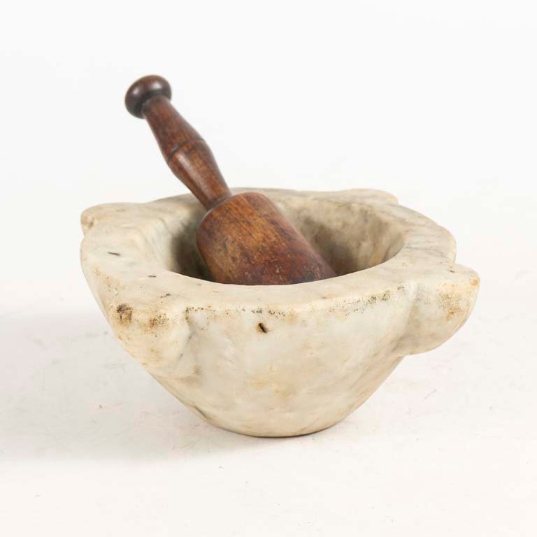 Lote siguiente: Mortero de marmol con mano de madera - Detalles y características