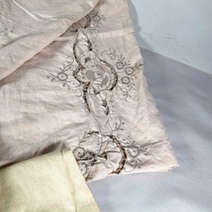 Juego de Mantel y Doce Servilletas Bordadas Vintage - imagen 5