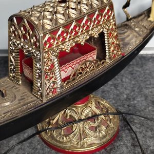 Velador Veneciano en Plástico con Figura y Luces - imagen 5