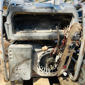 Dos Generadores Hyundai HY9500LE y HY5000LE - imagen 2