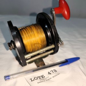 Reel Rotativo Pescador Modelo 220 Usado - imagen 2