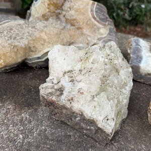 Conjunto Decorativo de Rocas, Minerales y Caracol Marino - imagen 5