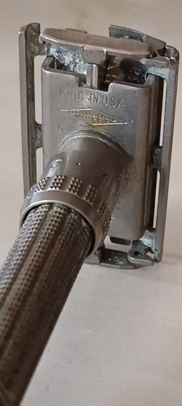 Antigua máquina de afeitar manual GILLETTE en EXCEPCIONAL CONDICIÓN - imagen 3