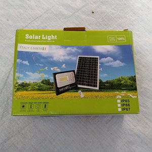 Cuatro lámparas led con panel solar. - imagen 3