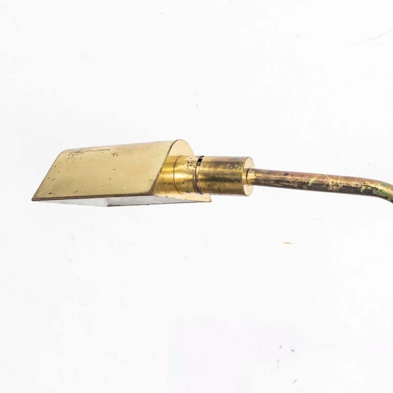 Lámpara de pie en metal dorado con detalles y manchas - imagen 2
