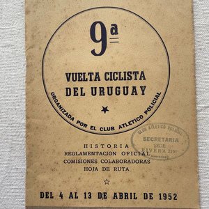 Lote siguiente: Libro IX Vuelta Ciclista del Uruguay 1952 con Mapa de Etapas y Publicidad