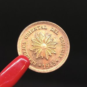 Moneda de 2 Centésimos de Uruguay 1945 - imagen 2