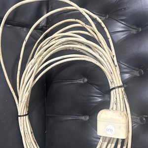 Lote siguiente: Alargue Eléctrico Blanco con Enchufe