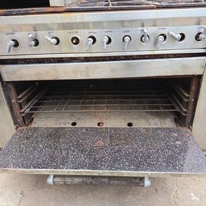 Cocina Industrial de Acero Inoxidable con 4 Hornallas, Horno y Plancha - imagen 6