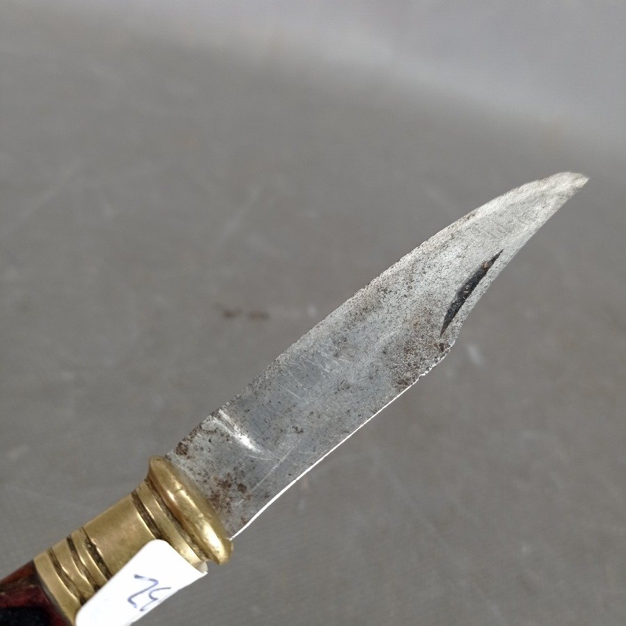 Navaja de Toledo con cuchilla plegable y diseño intrincado - imagen 4