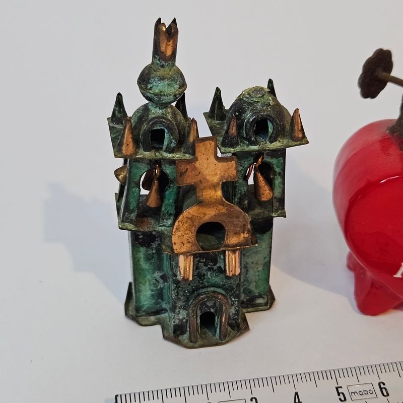 Item 895051 - Image 1