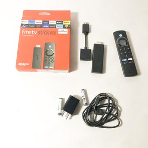 Lote siguiente: Amazon Fire TV Stick Lite con Control Remoto y Accesorios