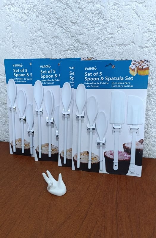 Lote siguiente: Set de 5 Espátulas de Repostería
