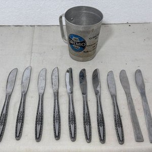 Lote anterior: Juego de 10 Cuchillos y Jarra Metálica Grabada Club Grêmio