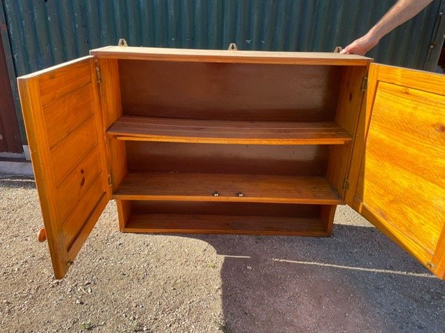 Mueble aereo antiguo de madera - imagen 3